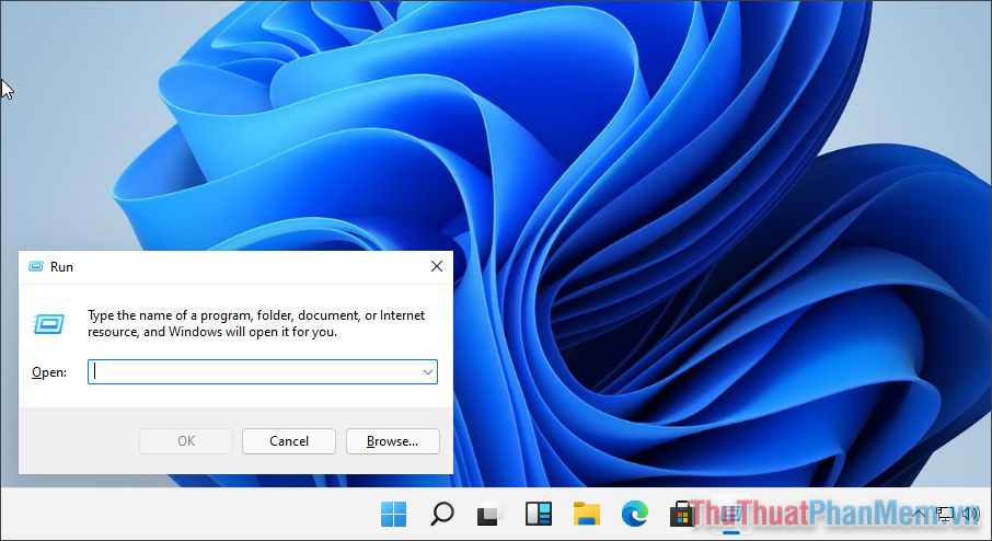 Nhấn tổ hợp Windows + R trên máy tính của bạn để mở cửa sổ RUN trên máy tính Windows của bạn