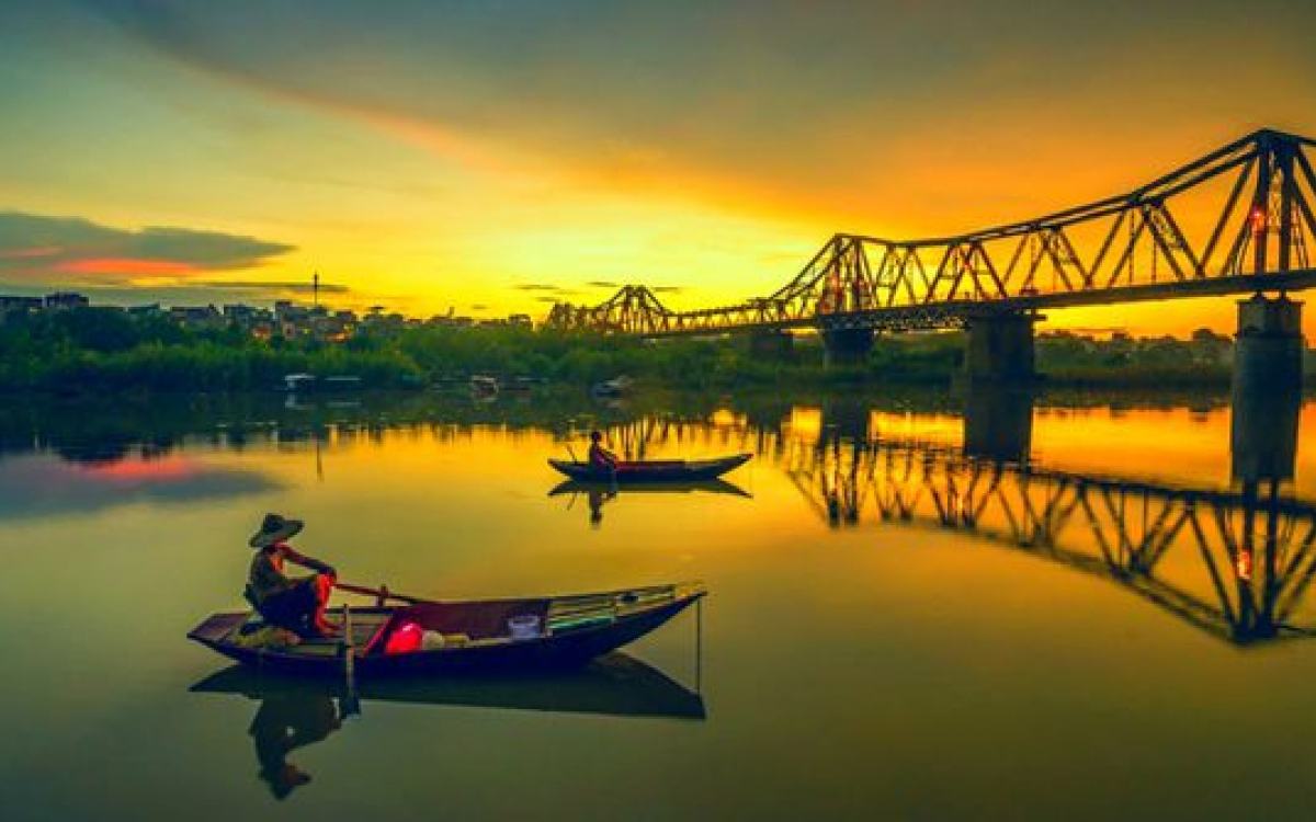 Hình ảnh du lịch trên sông Hồng