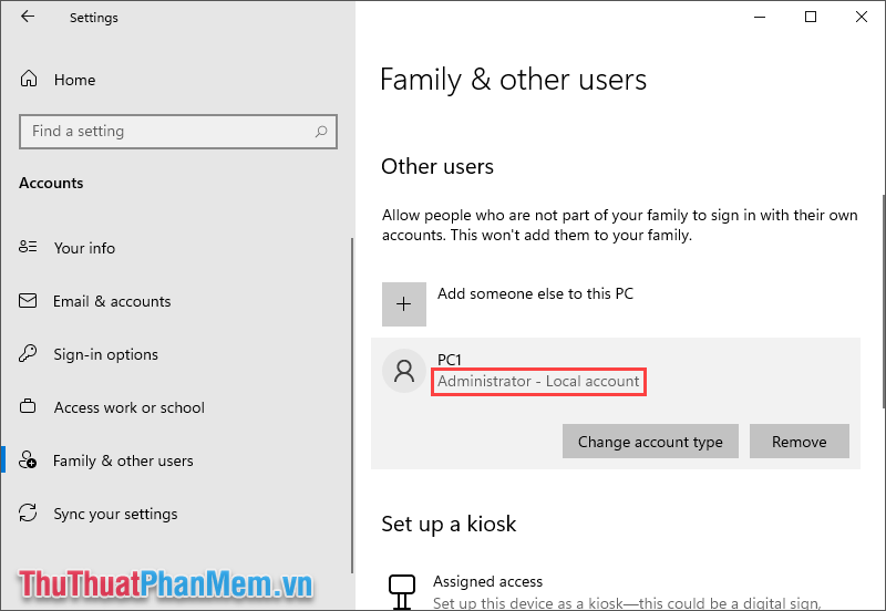 Bạn sẽ thấy tài khoản trên Windows 11 sẽ xuất hiện thêm chữ Administrator bên cạnh