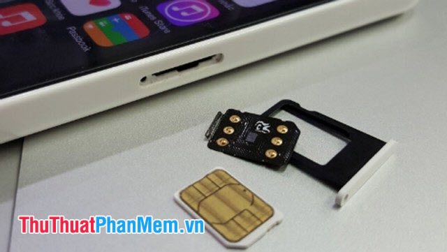 Iphone lock là dòng iPhone được bán ra kèm với hợp đồng nhà mạng cung cấp như AT&T, Softbank, Tmobile