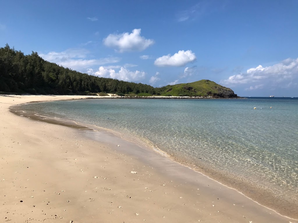 Hình ảnh biển xanh cát vàng đảo Phú Quý