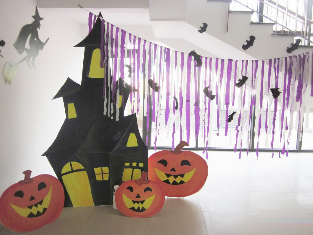 Cách trang trí Halloween cho lớp học mầm non bằng giấy cực đẹp