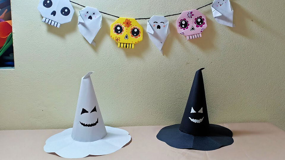 Cách trang trí Halloween rùng rợn, đơn giản bằng giấy