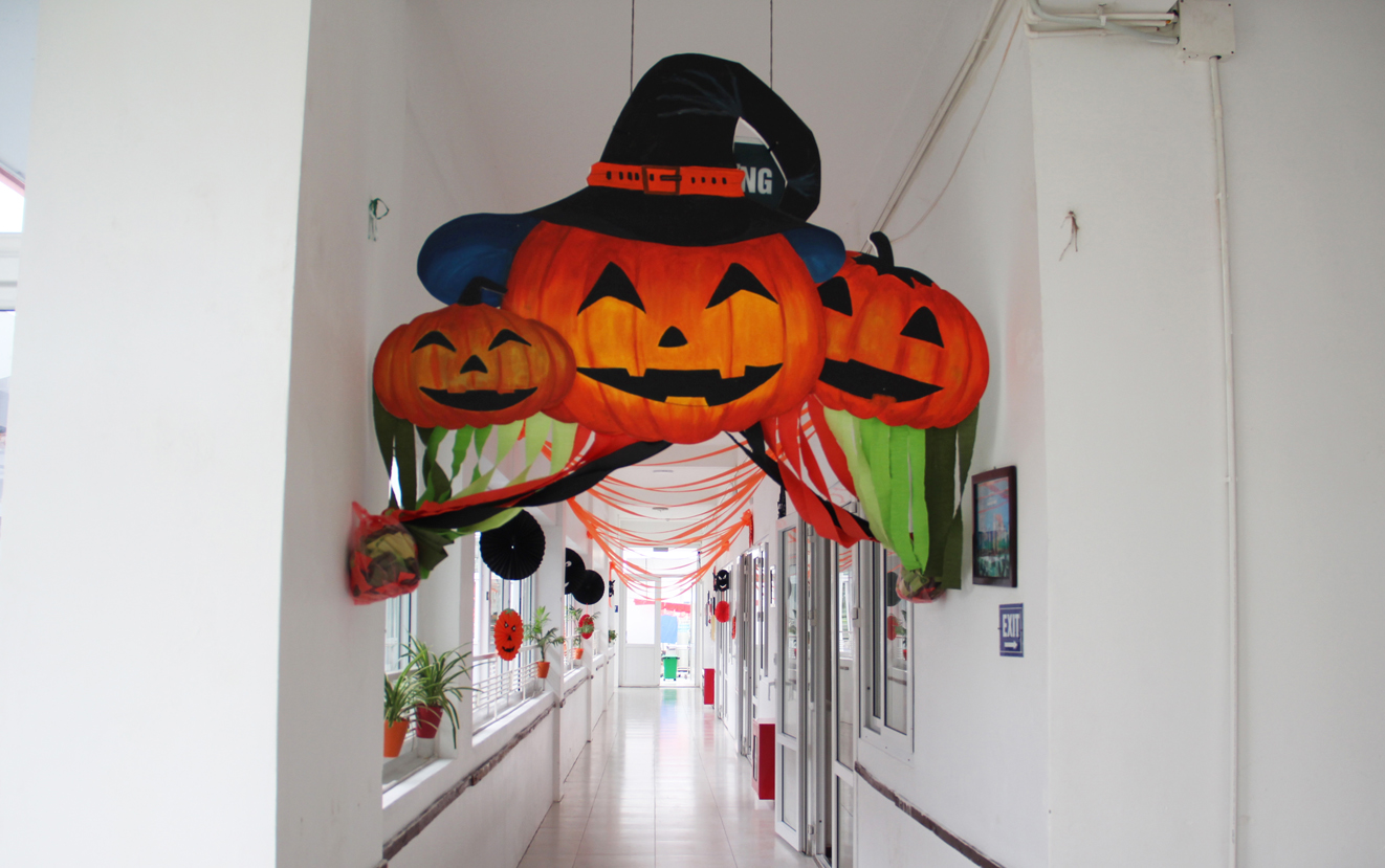 Ý tưởng trang trí Halloween đẹp nhất cho lớp học mầm non