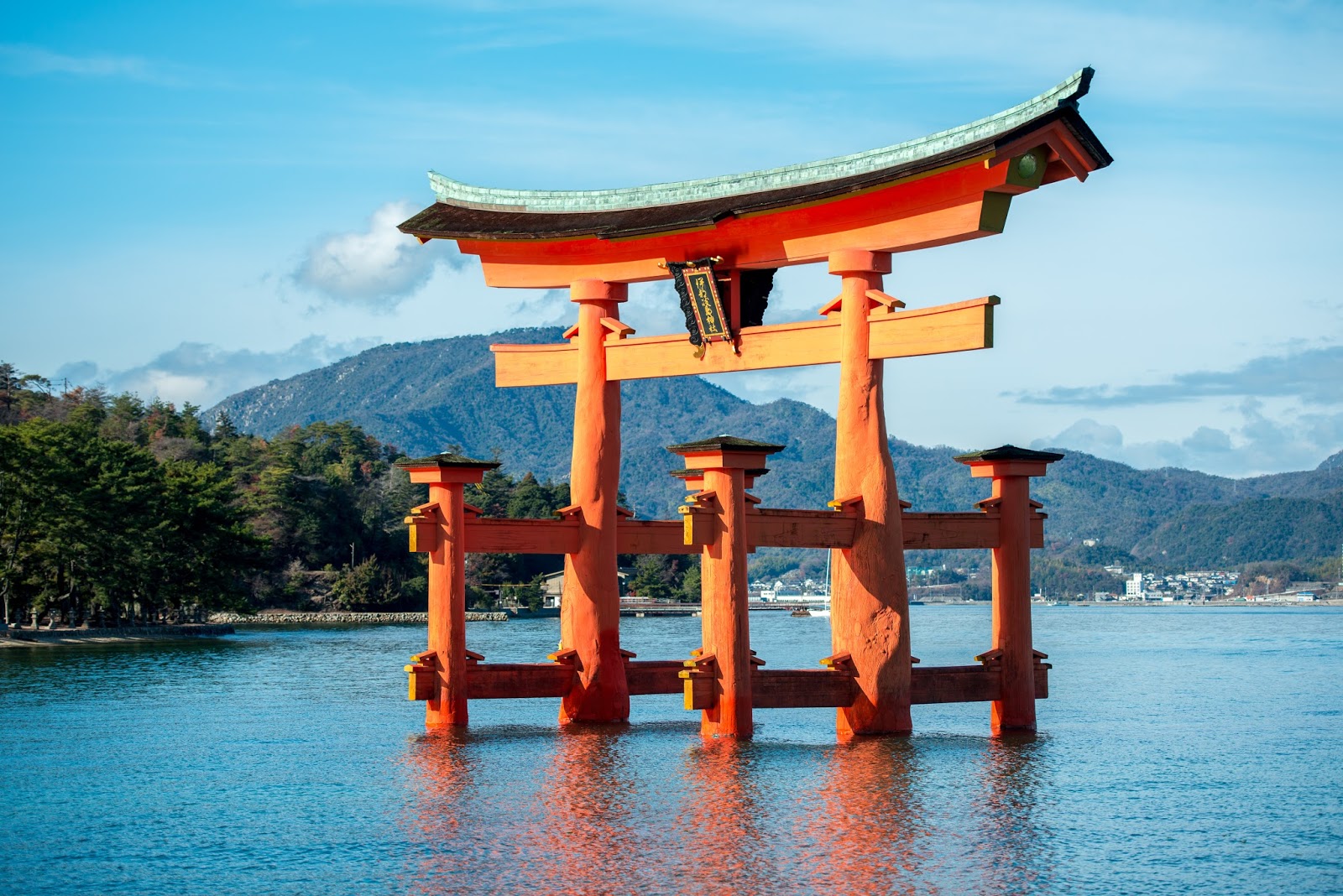 Hình ảnh cổng thiên đường đền Itsukushima