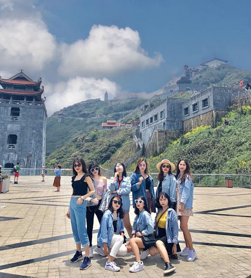 Học lỏm bí kíp tạo dáng cực hay ho của hội bạn thân Hàn Quốc để có được bức ảnh  nhóm bao ngầu trong chuyến đi sắp tới