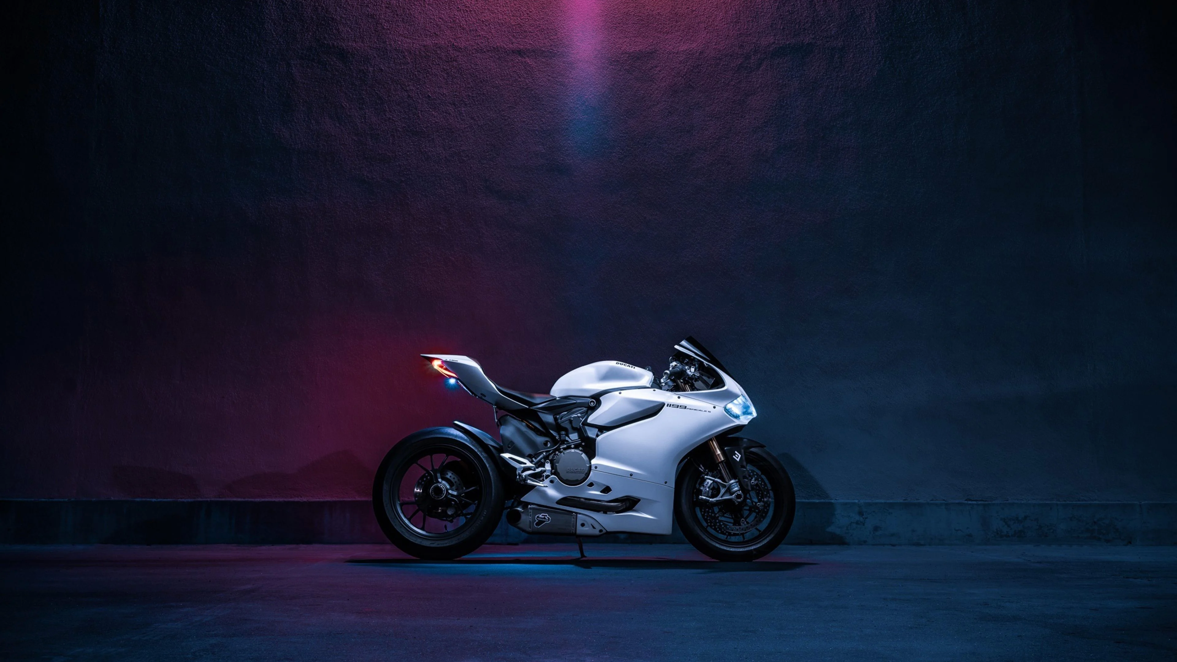 Hình nền Moto Yamaha R6 chất lượng cao