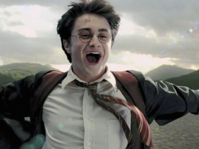 Ảnh Harry Potter vui vẻ hài hước