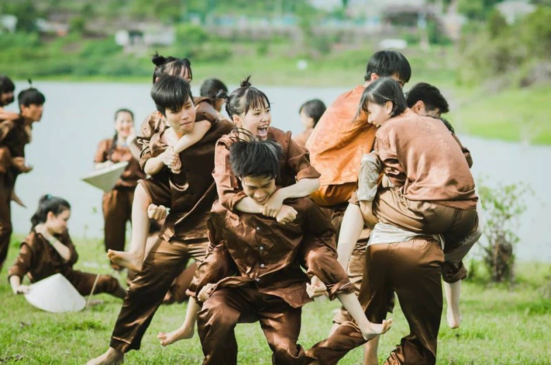 Hình ảnh những trò chơi Việt từ thuở đẹp đẽ