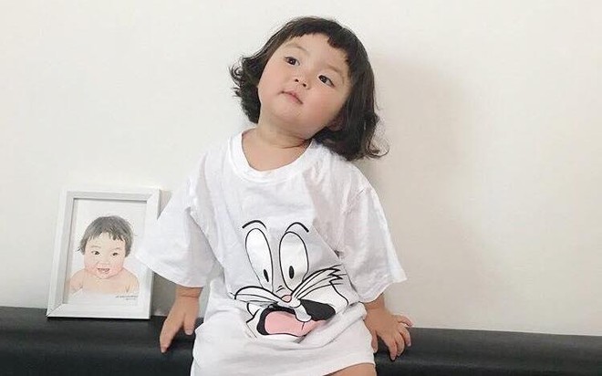Hình ảnh em bé Hàn Quốc bụ bẫm đáng yêu