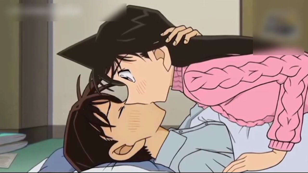 Hình ảnh Shinichi và Ran hôn nhau
