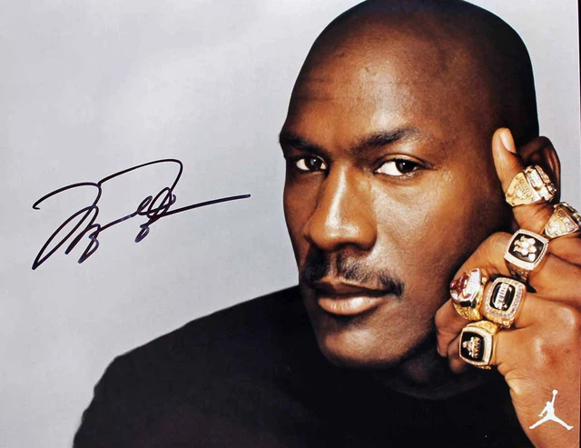 Chữ ký của siêu sao bóng rổ Michael Jordan
