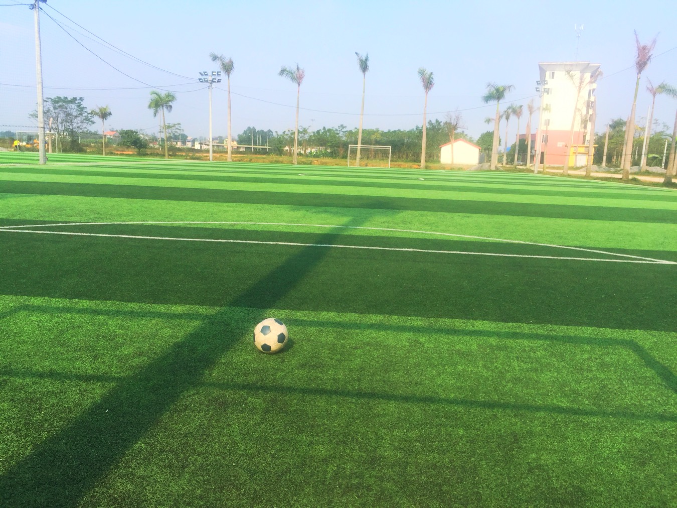 Hình ảnh sân cỏ bóng đá nhân tạo