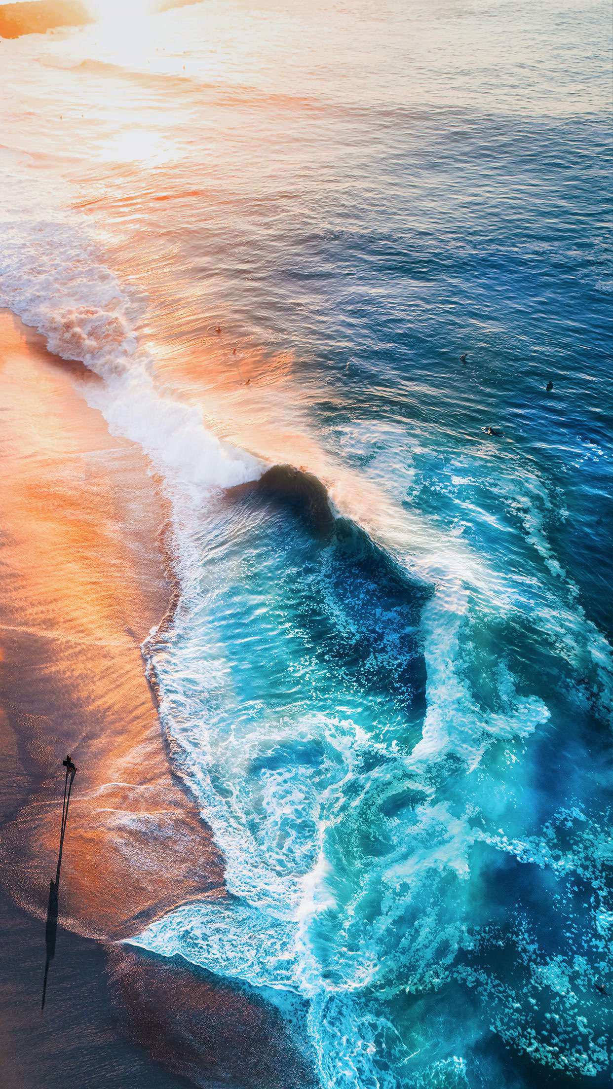 Beach Wave iPhone Wallpaper