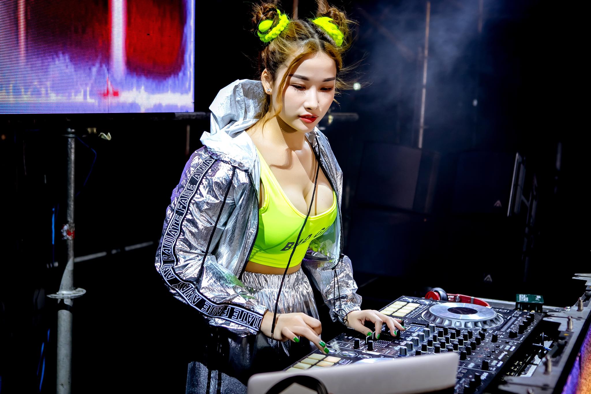 DJ 9X mang hình ảnh vẻ đẹp Việt Nam ra thế giới qua âm nhạc  Báo Phụ Nữ