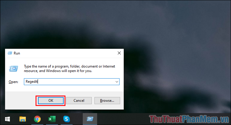 Gõ regedit để mở Registry Editor trên máy tính của bạn.