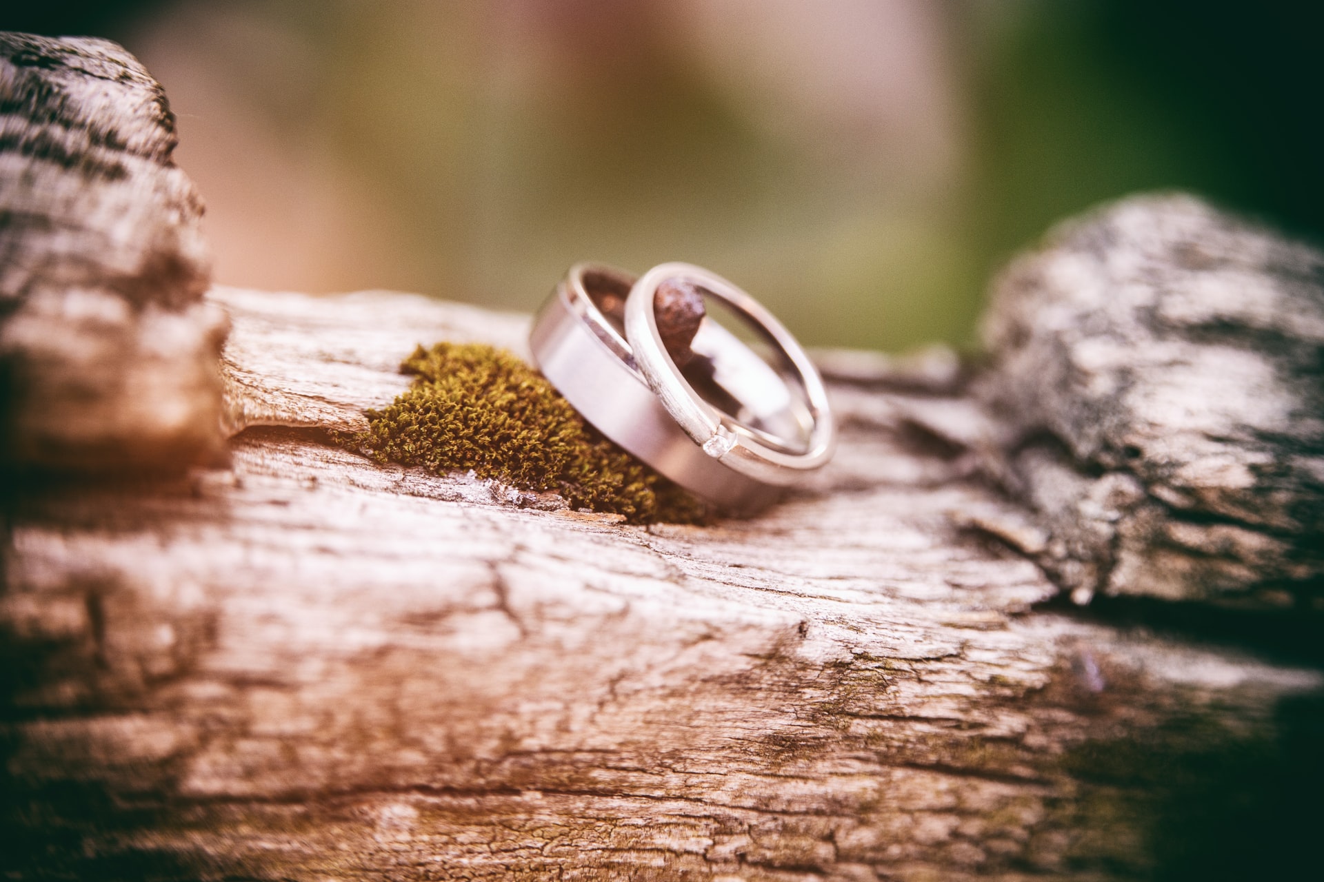 Hình ảnh chiếc nhẫn cưới đẹp