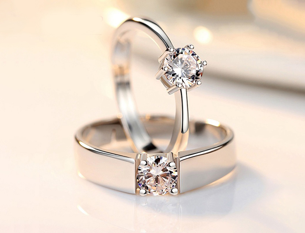 Tham khảo 3 ý tưởng chụp hình ảnh tay đeo nhẫn cưới