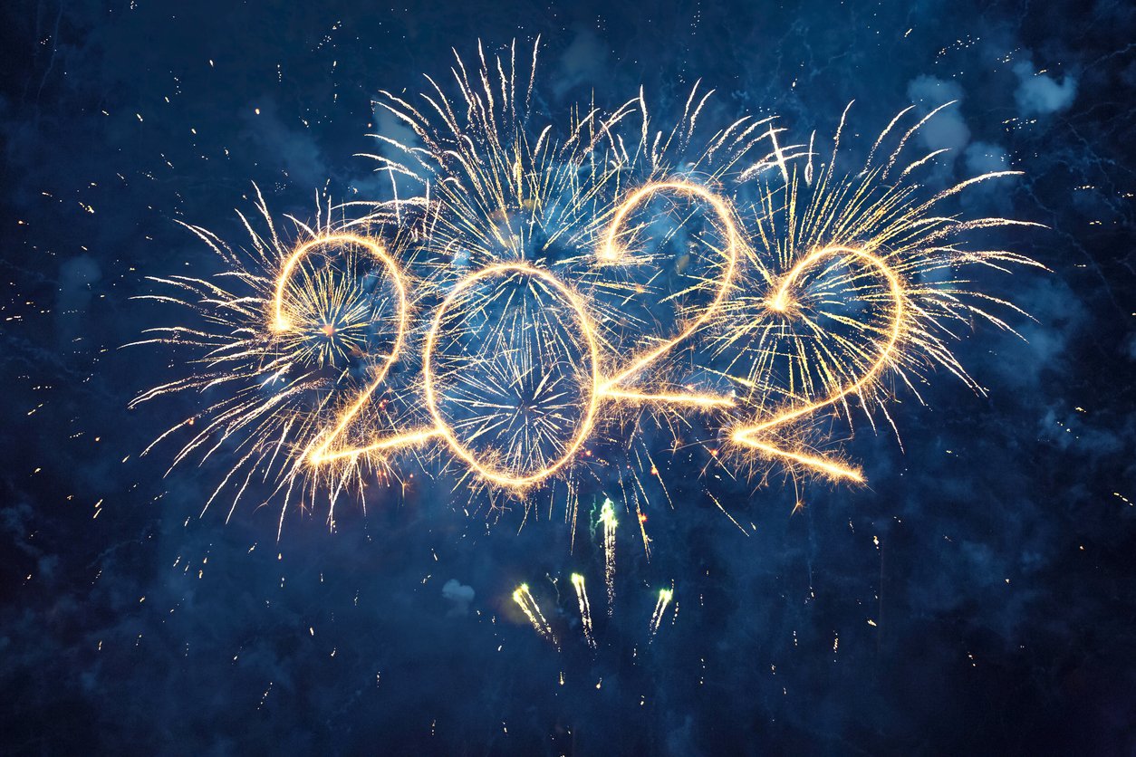 Thiệp chúc mừng năm mới 2022 đầy hứng khởi