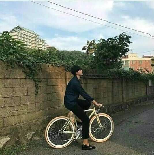 Ảnh avt đôi đạp xe nam