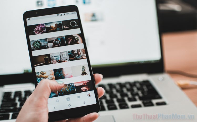 Có ứng dụng nào hỗ trợ ghép nhiều ảnh thành một khung trên Instagram không?
