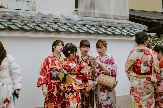 Hình ảnh các cô gái mặc Kimono